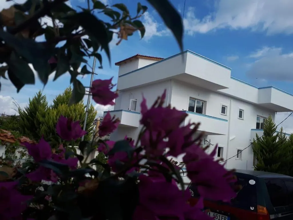 Happy Residence Ksamil Aparthotel